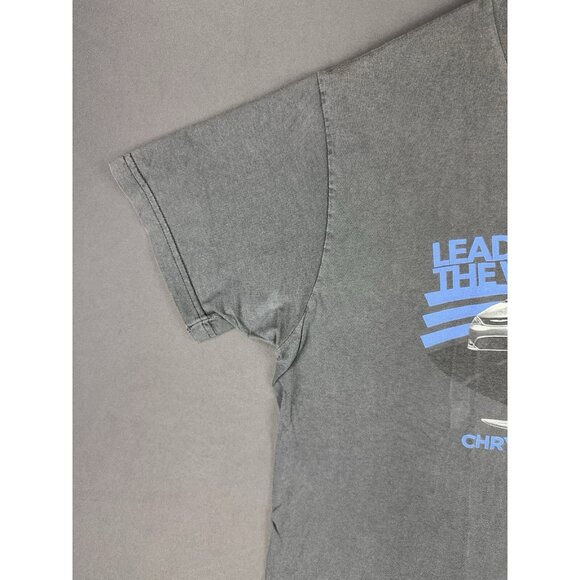 Vintage Y2K Chrysler Pacifica Leading The Way Car Promo Shirt Rare Art Graphic - Picture 5 of 9